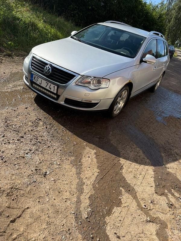 Begagnad 2010 VW Passat Kombi | 20 000 kr (Bra pris) - Bild 1/4