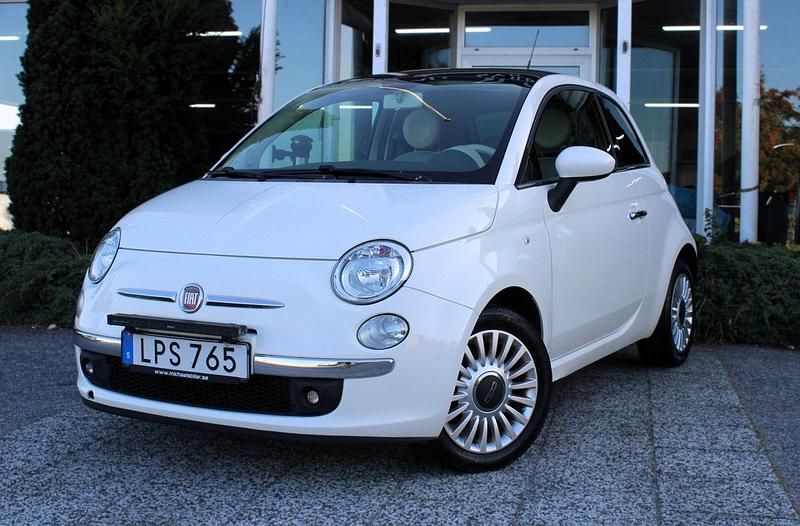 Vit Begagnad 2011 Fiat 500 Lounge Halvkombi | 49 900 kr (Marknadspris) - Bild 1/4