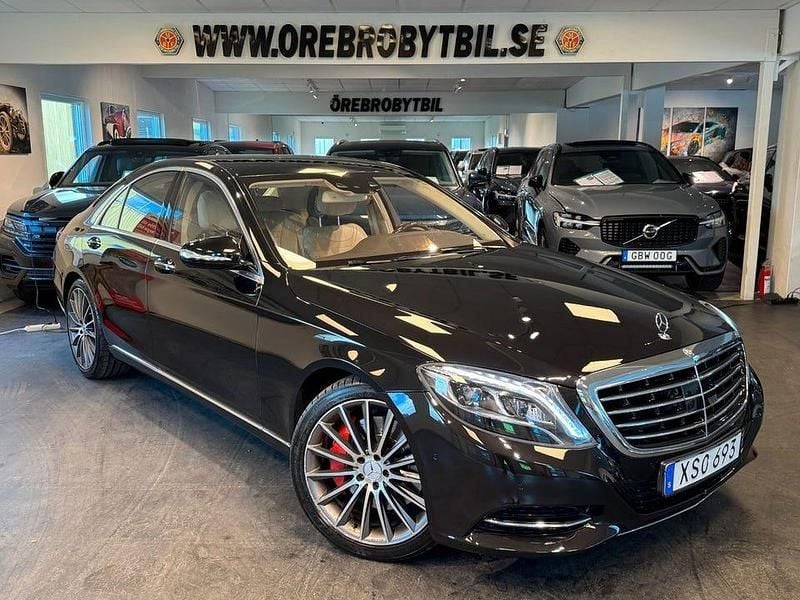 Svart Begagnad 2014 Mercedes S500 SE Sedan | 349 900 kr (Marknadspris) - Bild 1/4