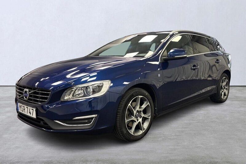 Blå Begagnad 2015 Volvo V60 Business Edition Kombi | 169 900 kr (Lite dyr) - Bild 1/4