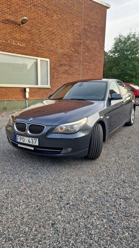 Begagnad 2007 BMW 525 Sedan | 69 000 kr - Bild 1/4