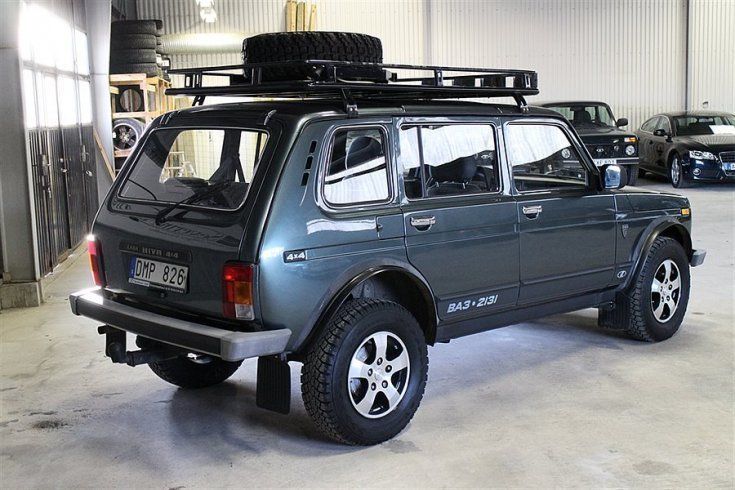 Нива 2131 вид снизу
