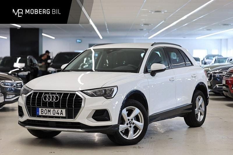 Vit Begagnad 2021 Audi Q3 Advanced SUV | 289 900 kr (Marknadspris) - Bild 1/3
