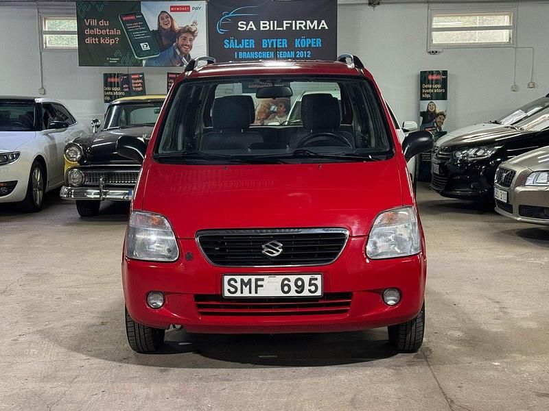 Röd Begagnad 2001 Suzuki Wagon R+ Kombi | 24 900 kr - Bild 1/4