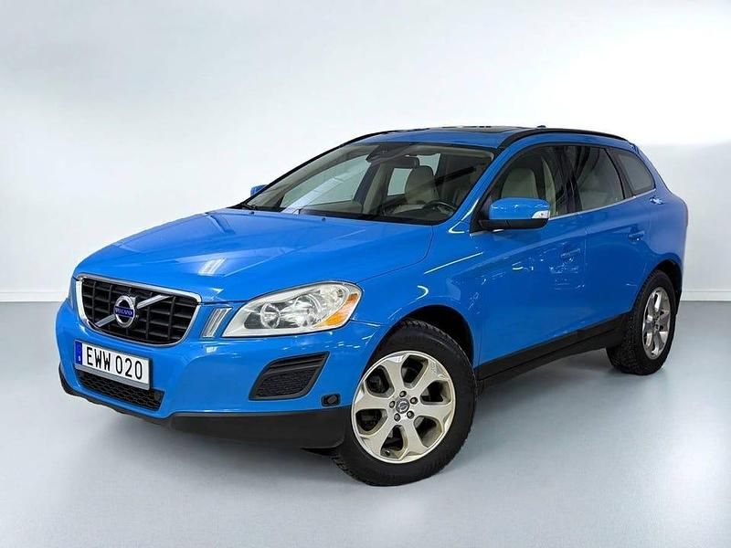 Blå Begagnad 2013 Volvo XC60 SUV | 109 900 kr - Bild 1/4