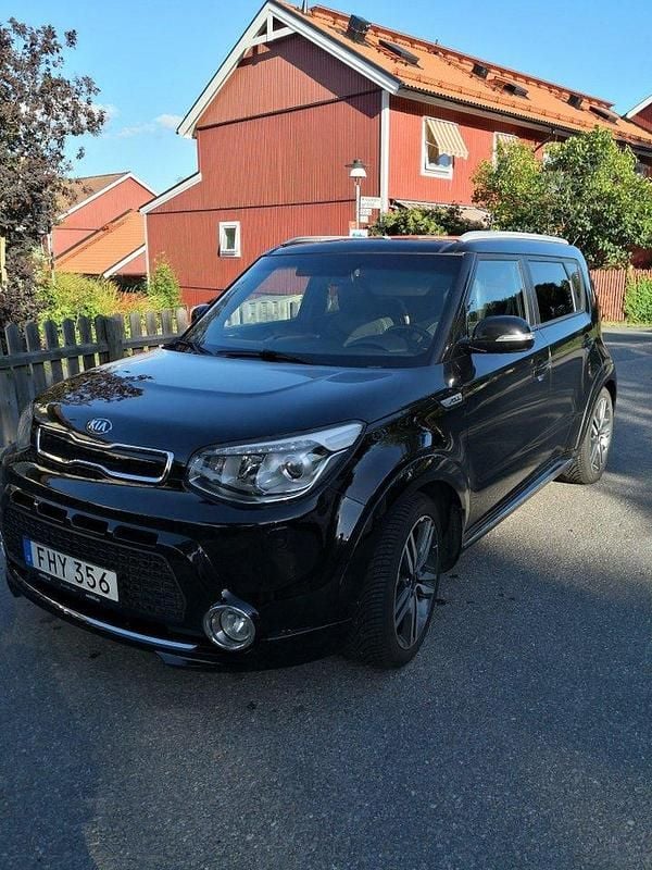 Svart Begagnad 2015 Kia Soul SUV | 79 000 kr (Bra pris) - Bild 1/4
