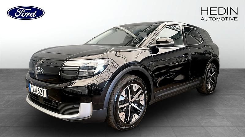 Svart Ny 2025 Ford Explorer Extended Range SUV | 514 900 kr (Marknadspris) - Bild 1/4