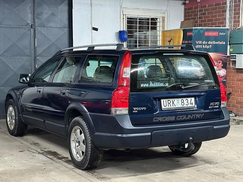 Begagnad Volvo XC70 Business Edition 209 HK (153 kW) 2003 Blå Kombi