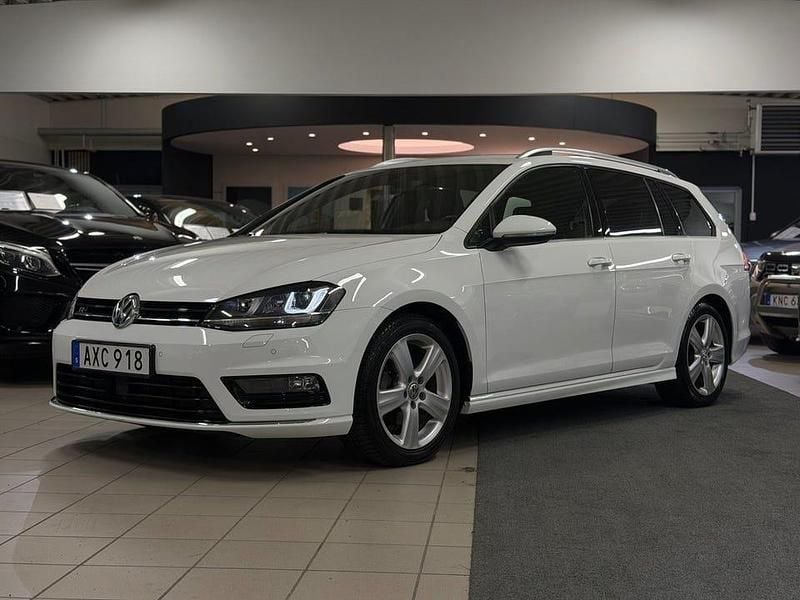 Begagnad VW Golf VII GT 150 HK (110 kW) 2015 Vit Kombi