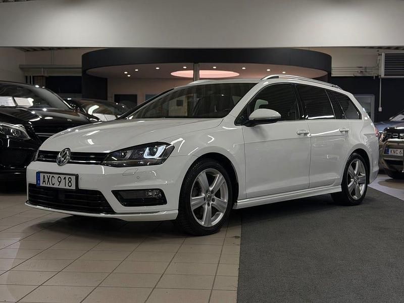 Vit Begagnad 2015 VW Golf VII GT Kombi | 169 000 kr (Marknadspris) - Bild 1/4