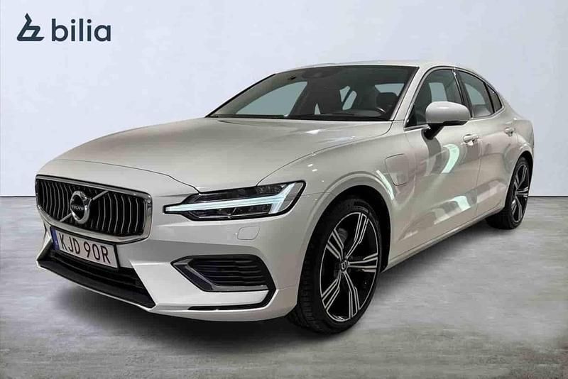 Vit Begagnad 2021 Volvo S60 Sedan | 339 000 kr (Marknadspris) - Bild 1/1