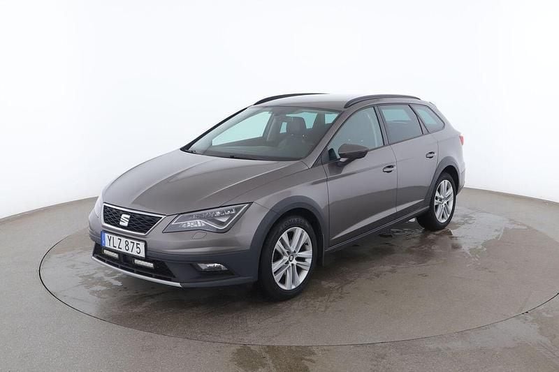 Grå Begagnad 2017 Seat Leon X-Perience 4Drive Kombi | 131 000 kr (Bra pris) - Bild 1/3