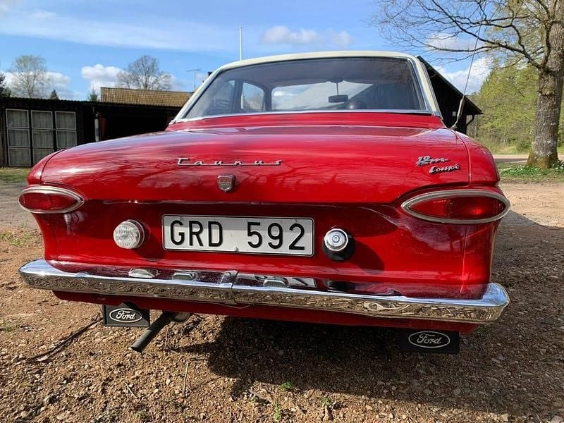 Begagnad Ford Taunus 65 HK (47 kW) 1965 Sportkupé