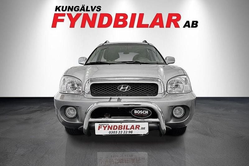 Begagnad Hyundai Santa Fe 146 HK (107 kW) 2003 Silver SUV