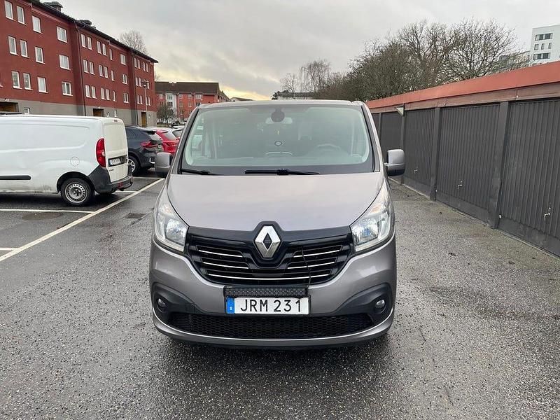 Begagnad 2018 Renault Trafic Van | 185 000 kr - Bild 1/4