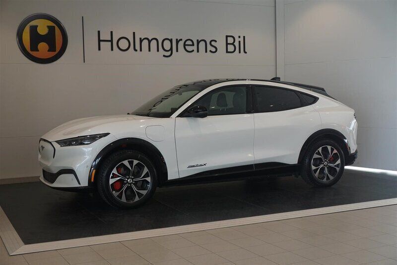 Okänd Begagnad 2023 Ford Mustang Mach-E SUV | 631 050 kr - Bild 1/4