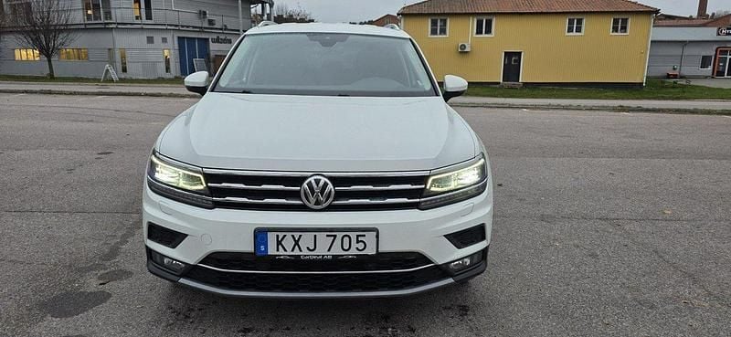 Begagnad 2018 VW Tiguan Allspace SUV | 299 999 kr (Bra pris) - Bild 1/4