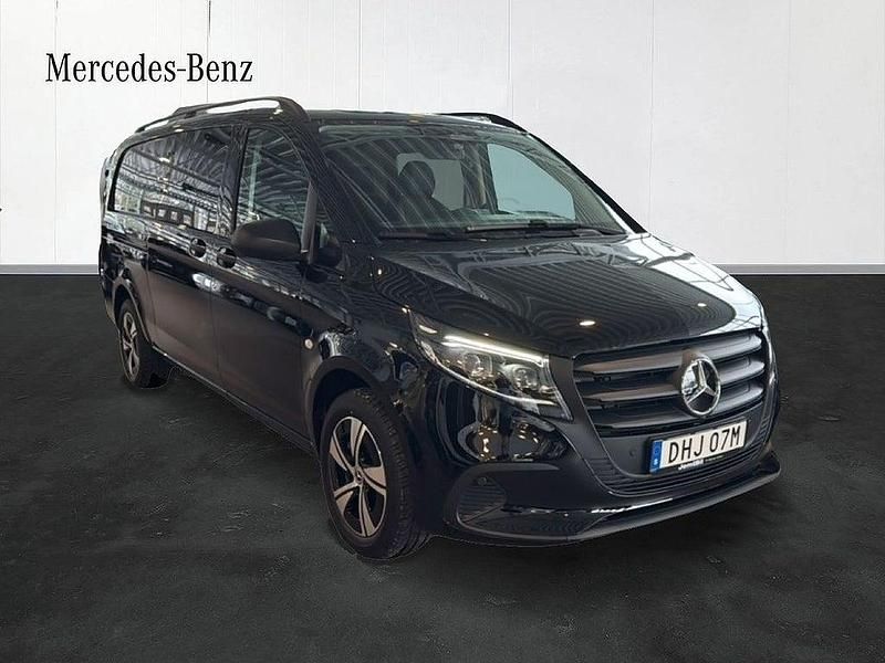 Ny Mercedes Vito 140 HK (102 kW) 2026 Svart Van