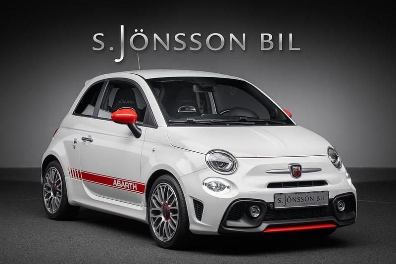 Gara white Begagnad 2019 Abarth 595 Sportkupé | 149 000 kr (Marknadspris) - Bild 1/4