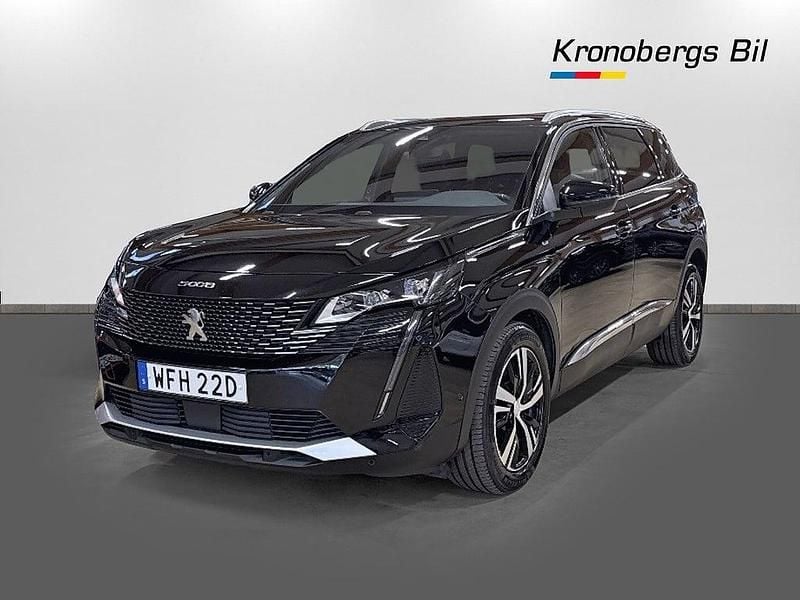 Svart Begagnad 2024 Peugeot 5008 SUV | 309 600 kr (Marknadspris) - Bild 1/4