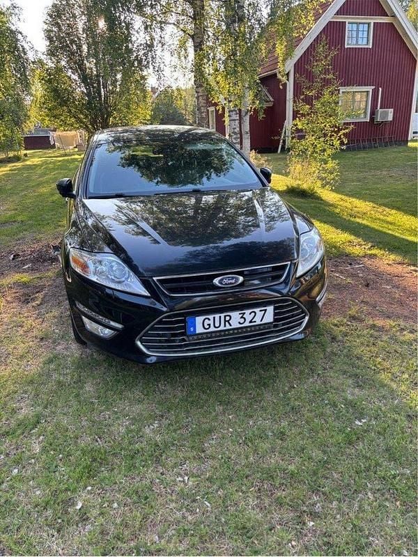 Svart Begagnad 2013 Ford Mondeo Business Edition Kombi | 29 000 kr (Superpris) - Bild 1/4