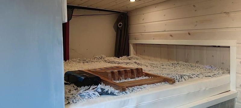 Begagnad Peugeot Boxer 101 HK (74 kW) 2004 Röd Van