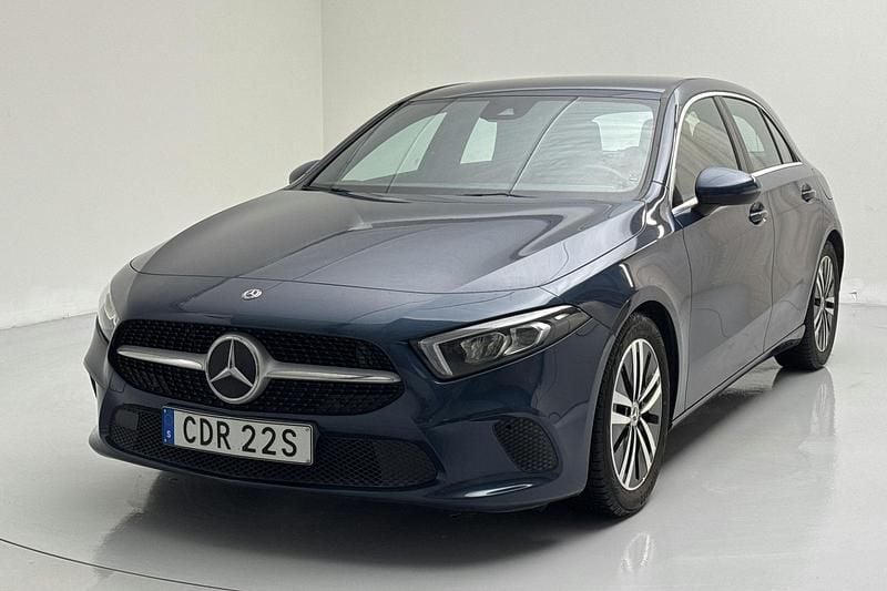 Begagnad Mercedes A180 SE 136 HK (100 kW) 2020 Blå