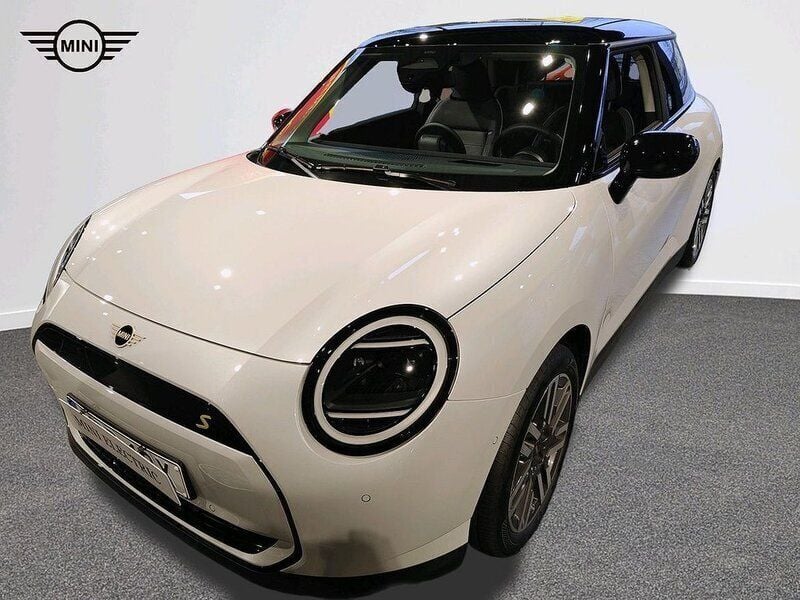 Vit Ny 2024 Mini Cooper SE Halvkombi | 389 900 kr - Bild 1/4
