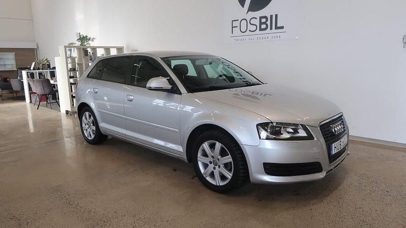 Begagnad Audi A3 102 HK (75 kW) 2008 Silver Halvkombi
