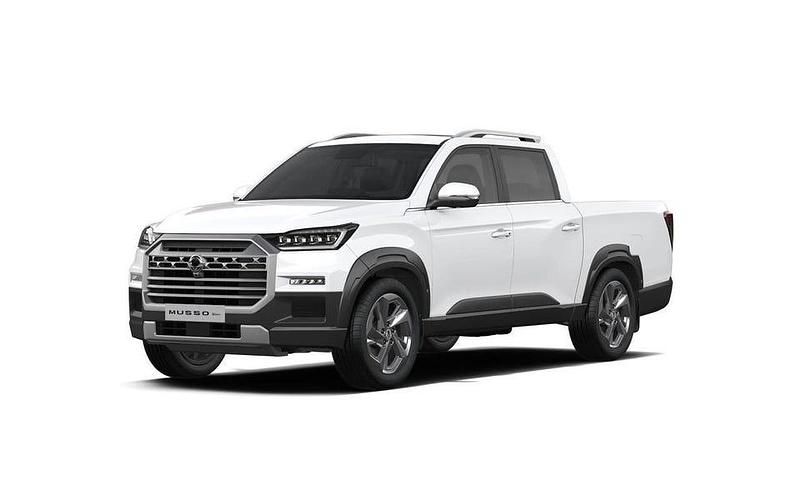 Vit (silky white pearl) Begagnad 2024 Ssangyong (KGM) Musso Van | 536 125 kr (Bra pris) - Bild 1/4