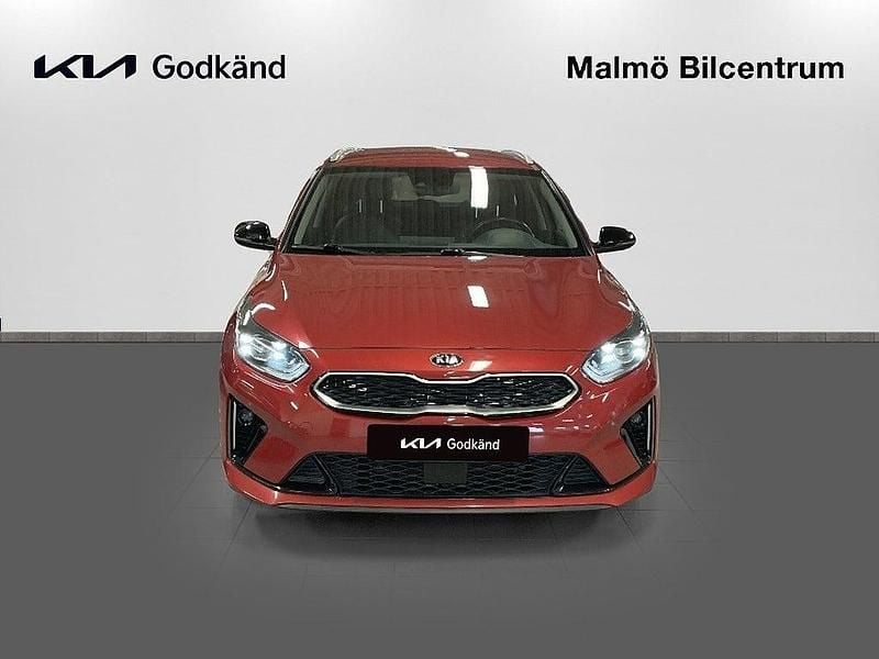 Begagnad Kia Ceed Sportswagon Advance 141 HK (103 kW) 2021 Röd Kombi