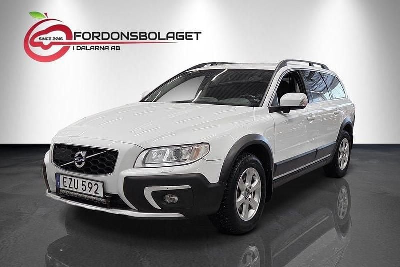 Vit Begagnad 2015 Volvo XC70 Momentum Kombi | 149 800 kr (Marknadspris) - Bild 1/4