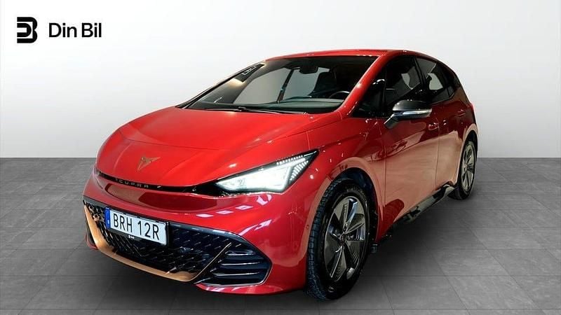 Begagnad Cupra Born 150 kW (204 HK) 2022 Rayleigh red metallic Halvkombi