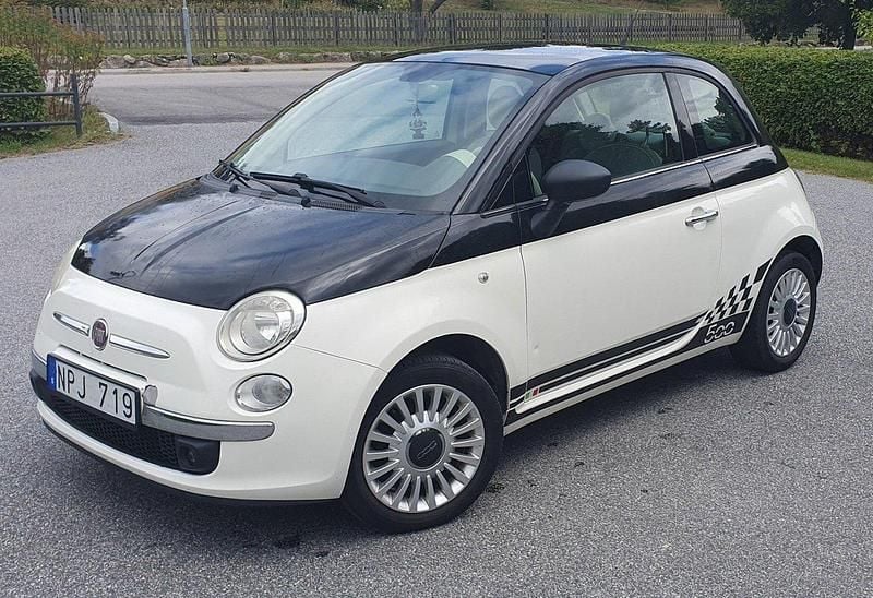 Vit Begagnad 2008 Fiat 500 Halvkombi | 42 000 kr (Superpris) - Bild 1/4