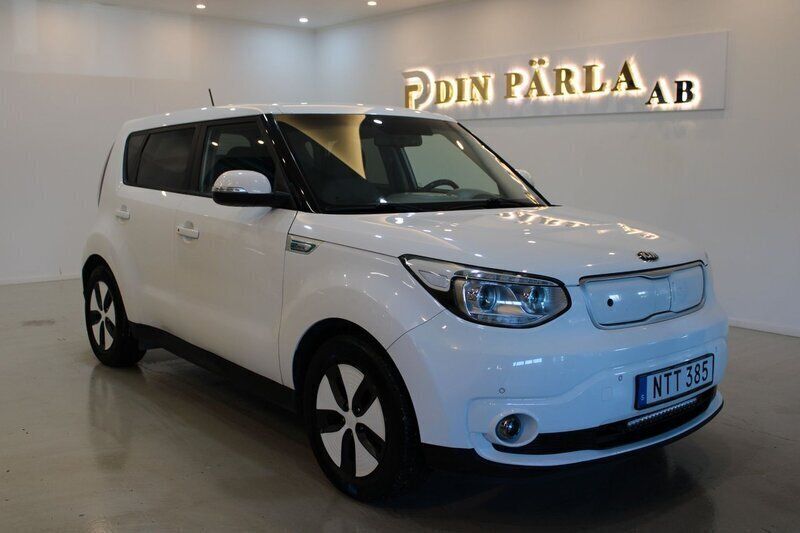 Vit Begagnad 2016 Kia Soul EV 2 SUV | 79 900 kr (Marknadspris) - Bild 1/4
