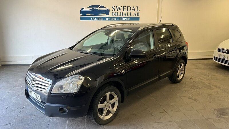 Svart Begagnad 2009 Nissan Qashqai +2 SUV | 49 800 kr (Bra pris) - Bild 1/4