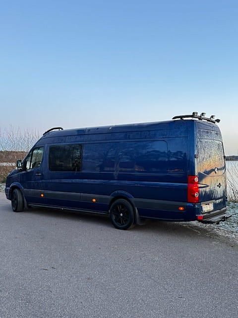 Blå metallic Begagnad 2012 VW Crafter Van | 380 000 kr - Bild 1/4