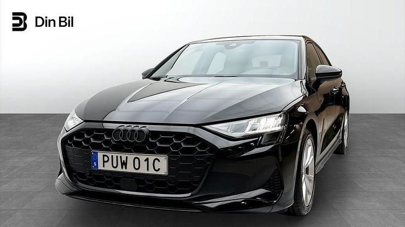 Brilliantsvart Begagnad 2024 Audi A3 Proline Sedan | 299 000 kr (Lite dyr) - Bild 1/4