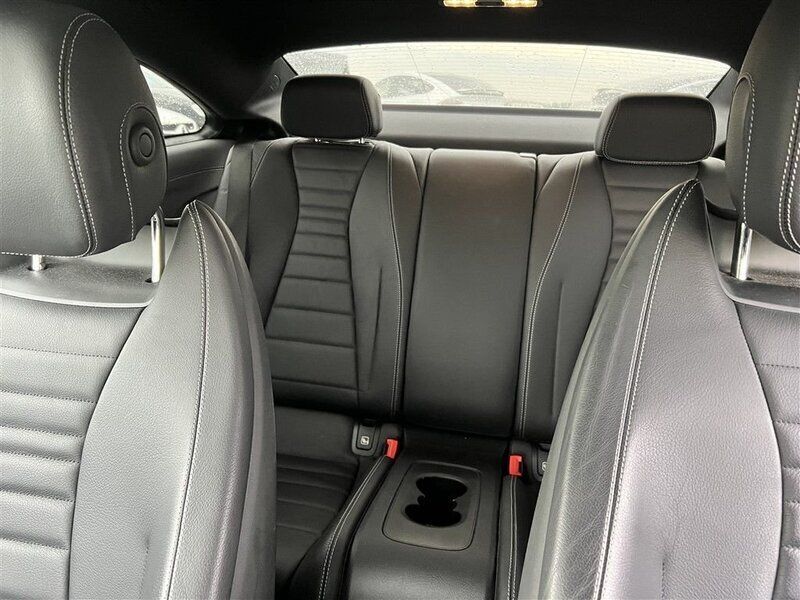 Begagnad Mercedes E220 AMG 195 HK (143 kW) 2017 Vit Sportkupé