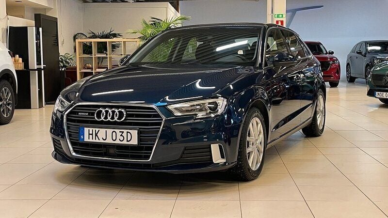 Blå Begagnad 2019 Audi A3 Sportback Proline Halvkombi | 229 900 kr - Bild 1/3