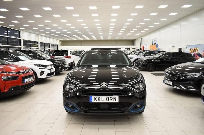 Svart Begagnad 2023 Citroën C4 X Exclusive SUV | 279 900 kr (Dyr) - Bild 1/4