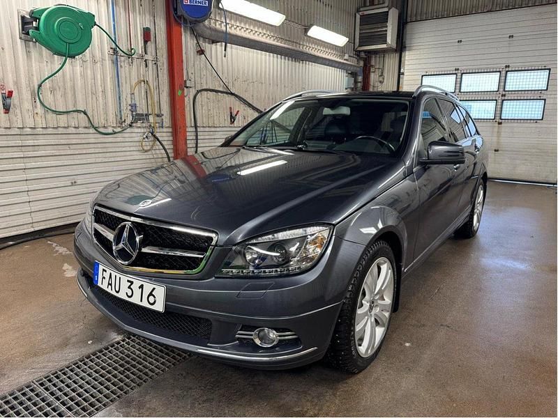 Grå Begagnad 2010 Mercedes C180 Kombi | 78 000 kr (Marknadspris) - Bild 1/4