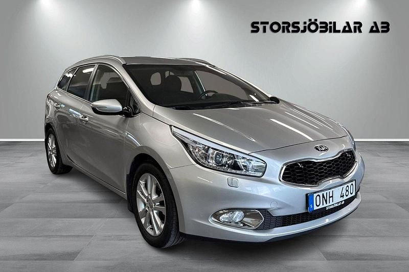 Grå Begagnad 2013 Kia Ceed Sportswagon Comfort Kombi | 89 000 kr (Lite dyr) - Bild 1/4