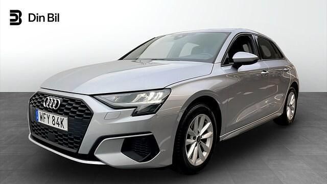 Florettsilver metallic Begagnad 2022 Audi A3 Proline | 224 000 kr (Marknadspris) - Bild 1/4