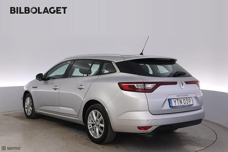 Begagnad Renault Mégane GrandTour Zen 140 HK (102 kW) 2018 Silver Kombi