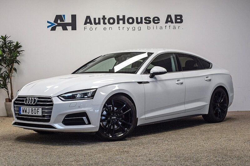 Vit Begagnad 2019 Audi A5 Sportback Proline Halvkombi | 229 000 kr (Superpris) - Bild 1/4