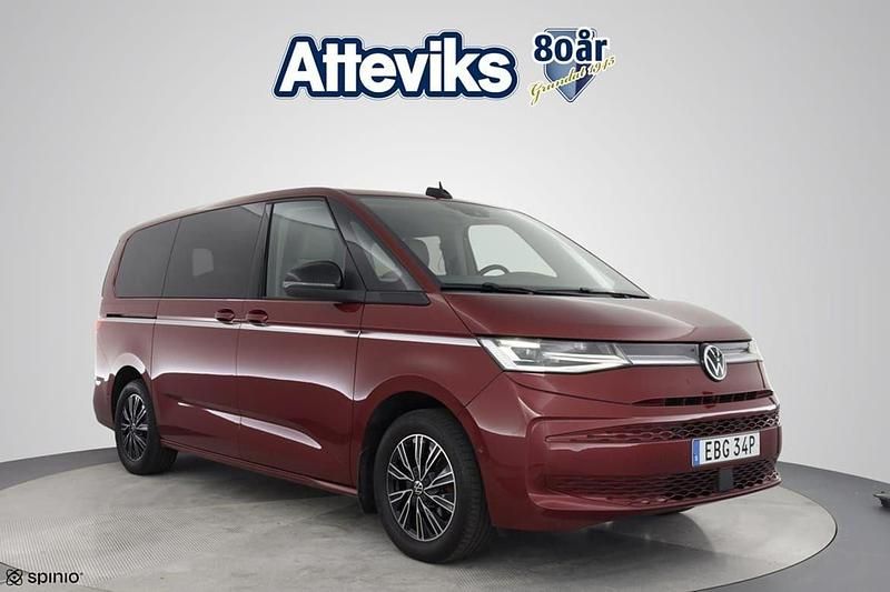 Röd Begagnad 2022 VW Multivan Style Van | 499 900 kr (Bra pris) - Bild 1/3