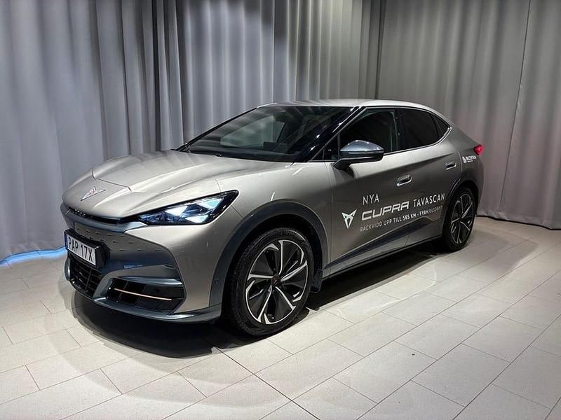 Begagnad Cupra Tavascan 213 kW (290 HK) 2024 Brun SUV