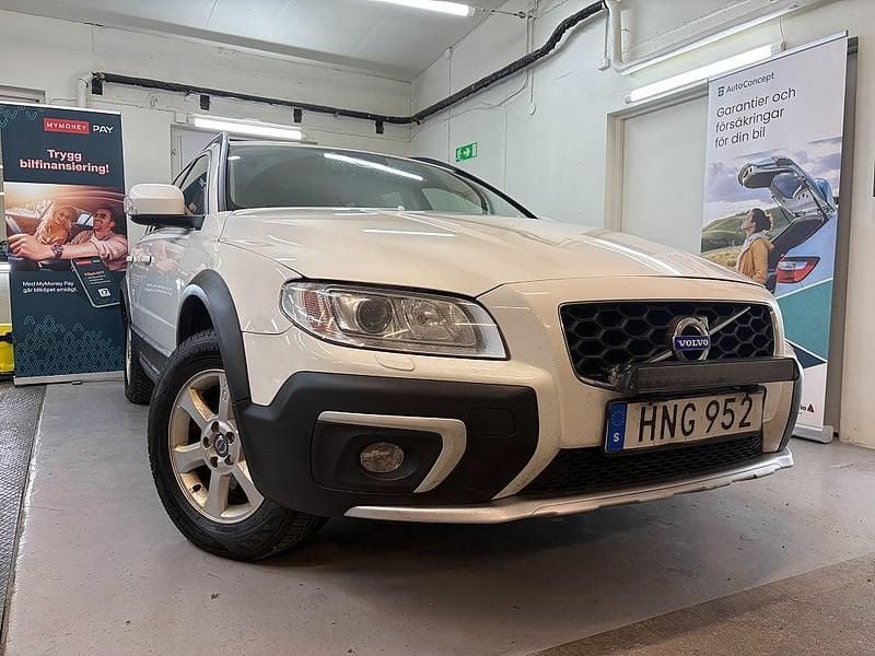 Vit Begagnad 2014 Volvo XC70 Summum Kombi | 134 000 kr (Bra pris) - Bild 1/4
