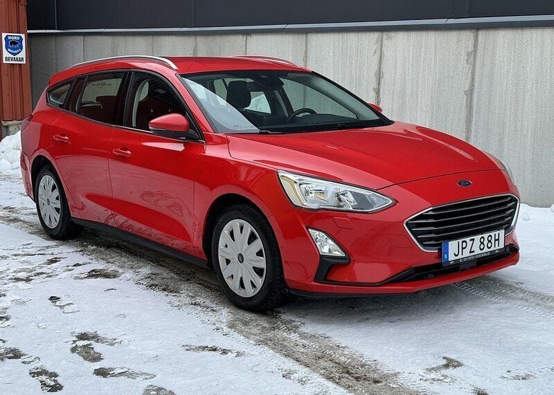 Röd Begagnad 2019 Ford Focus Kombi | 149 000 kr (Marknadspris) - Bild 1/4